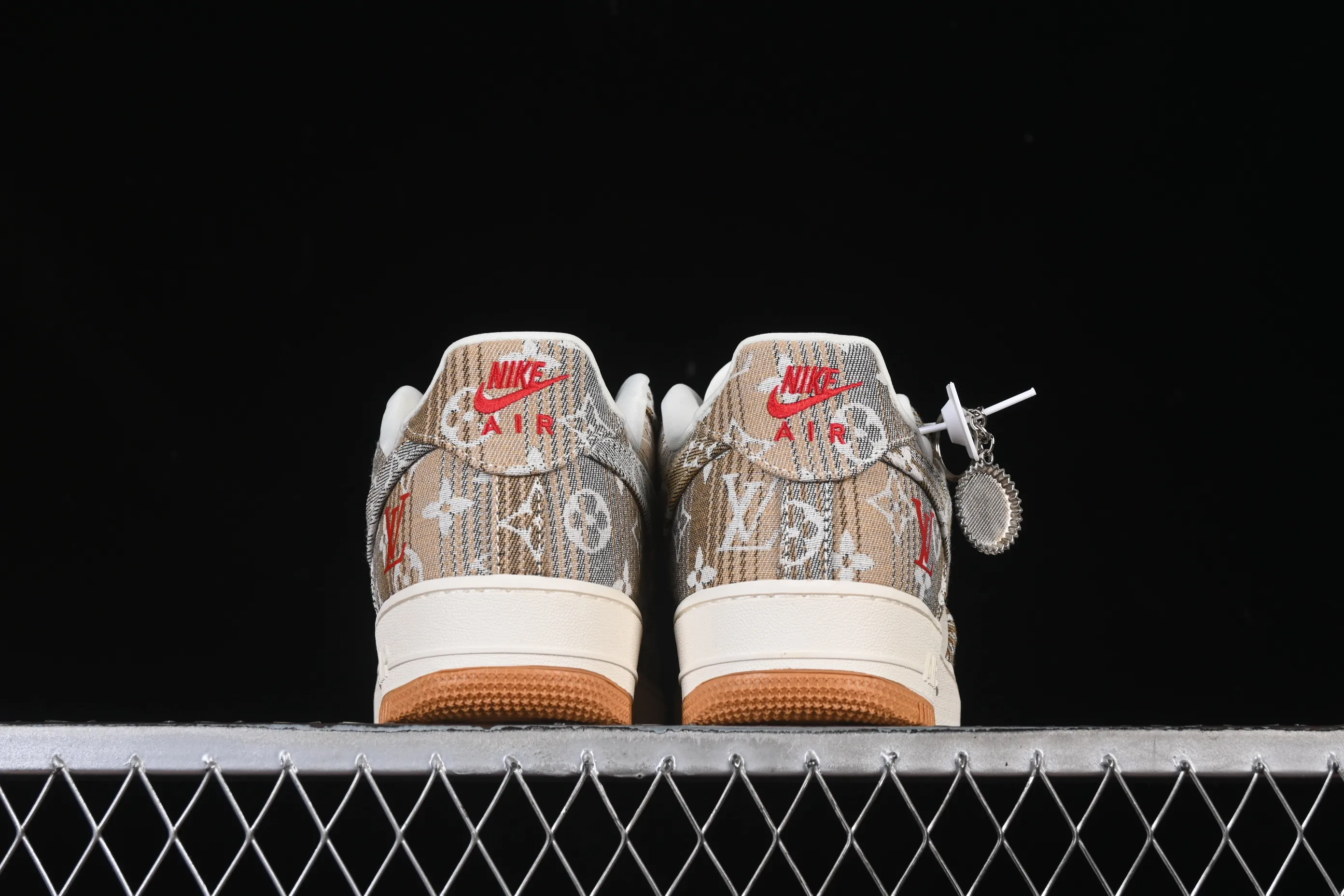 All categories Nk Air Force 1 Air Force series Nk Air Force 1 Low Air Force low-top Nike Air Force 1'07 Low LV joint gray brown floral cloth Air Force 1 low-top casual sneakers DF0188-076